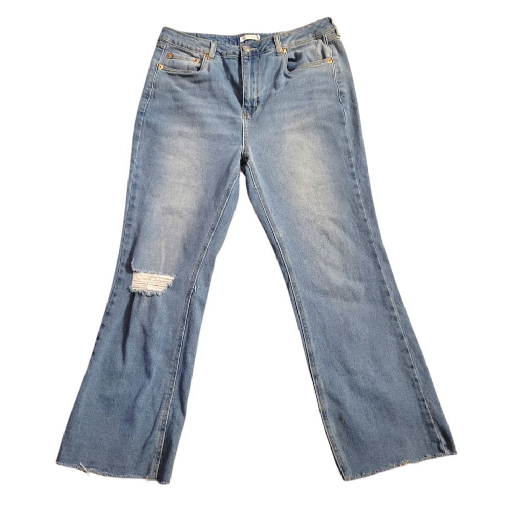 Avec Les Filles Distressed High Rise Cropped Straight Jeans Size 29